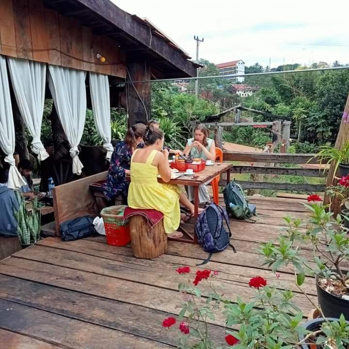 Happy Bungalow & Trekking Banlung Dış mekan fotoğraf
