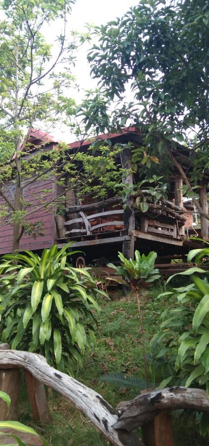 Happy Bungalow & Trekking Banlung Dış mekan fotoğraf