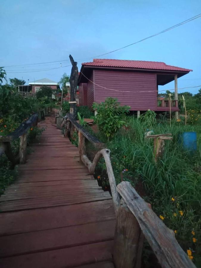 Happy Bungalow & Trekking Banlung Dış mekan fotoğraf