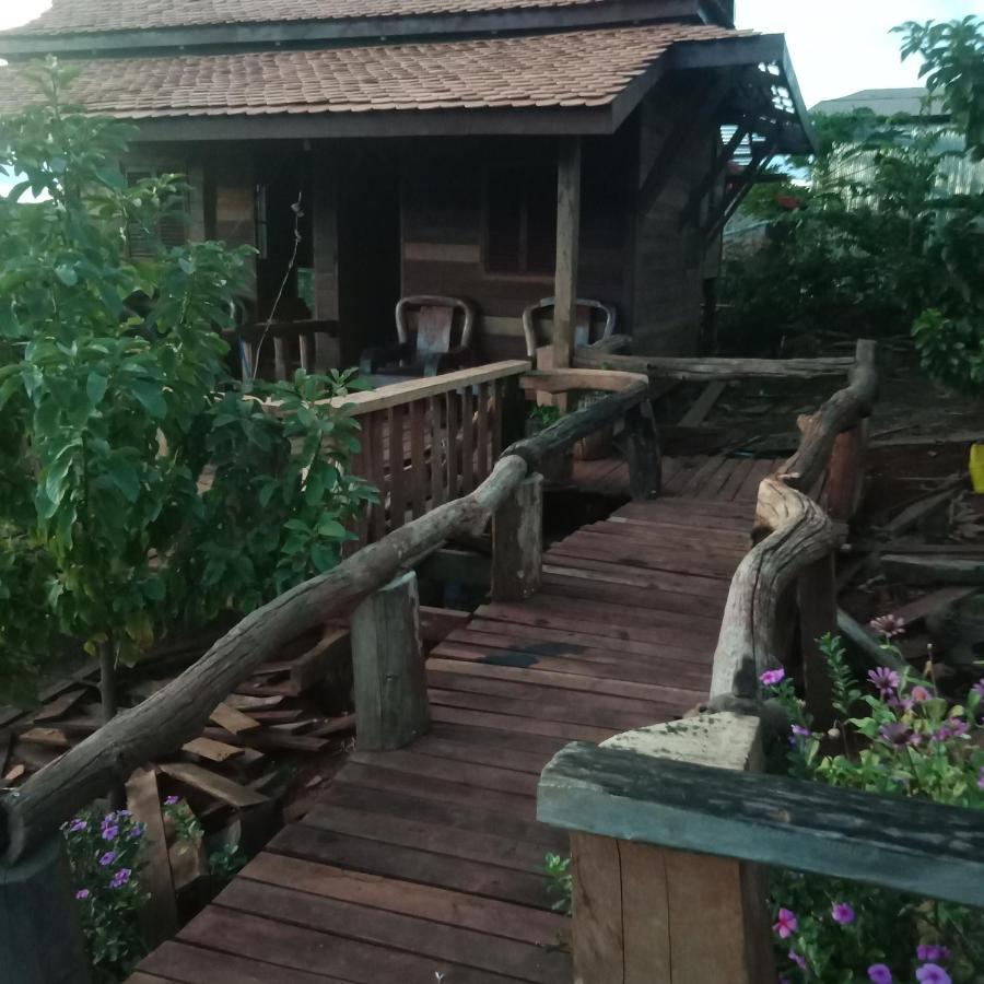 Happy Bungalow & Trekking Banlung Dış mekan fotoğraf
